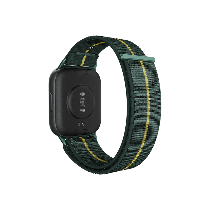 2025_Moto-watch-fit-Pack_Trekking-Green_Dynamic-Backside-Right.png
